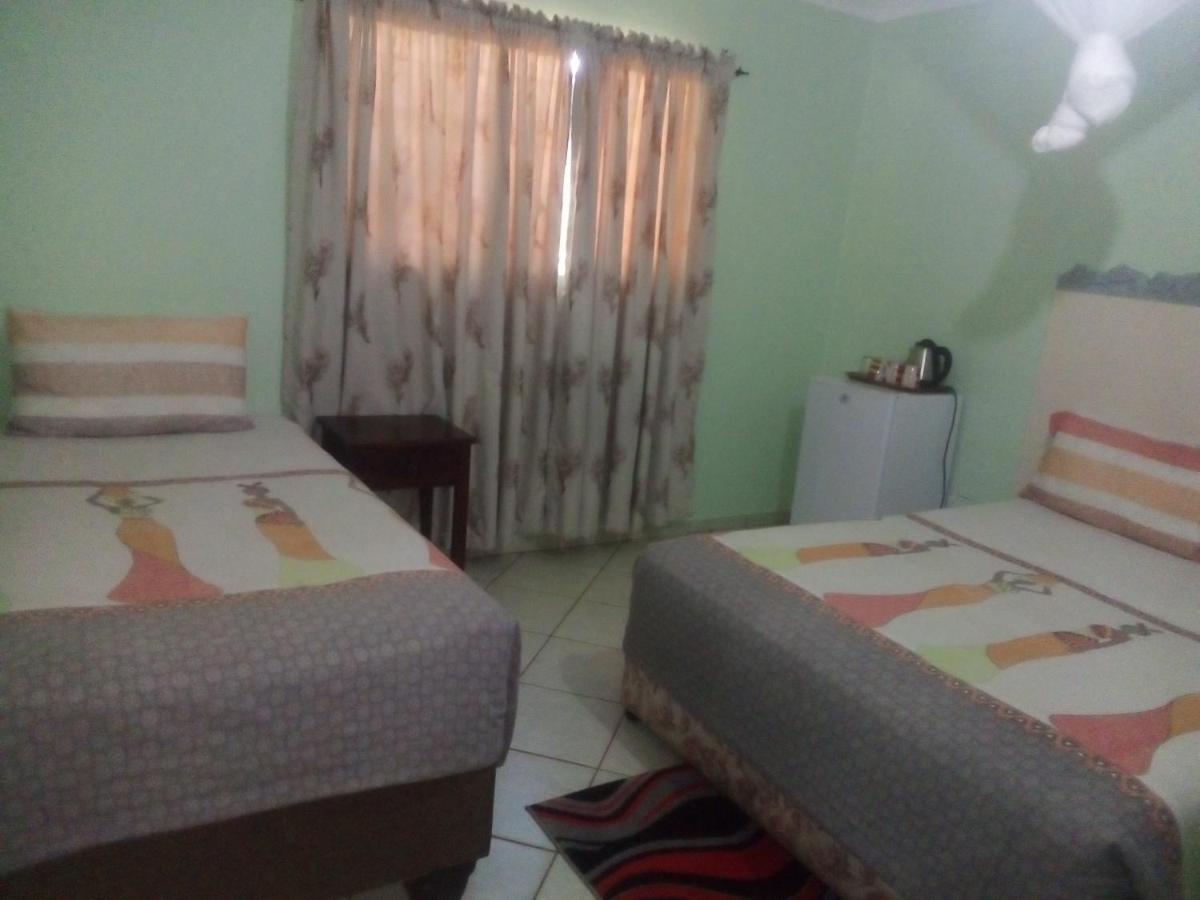 Gloria'S Bed And Breakfast Livingstone Luaran gambar