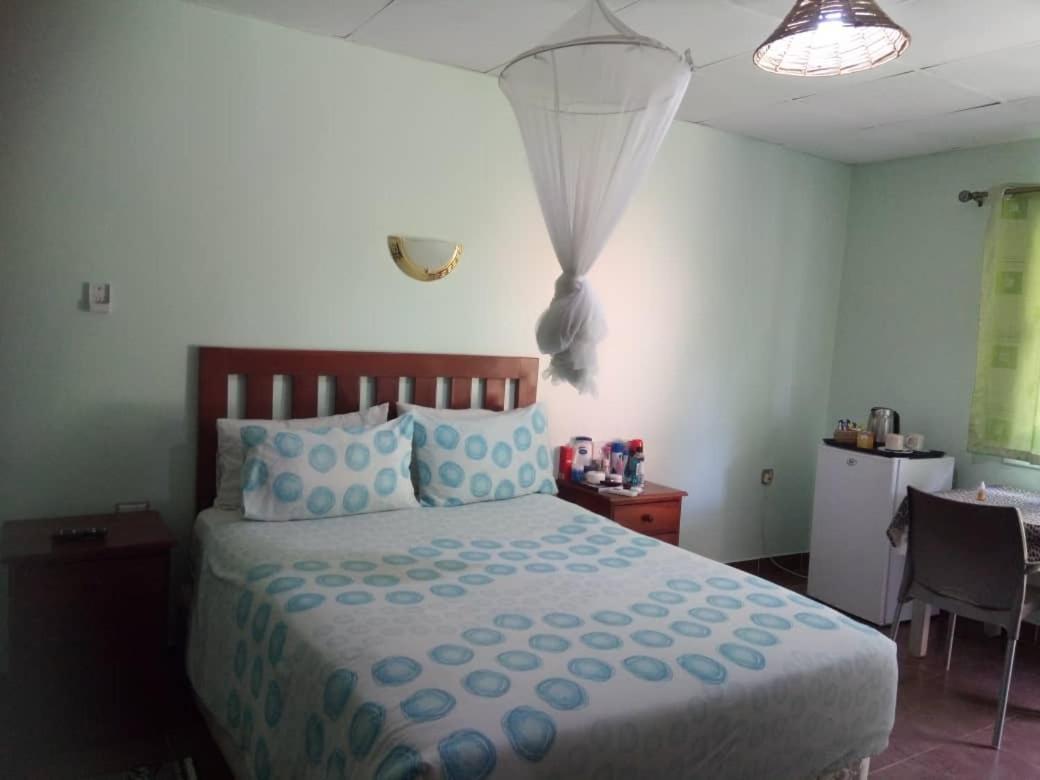 Gloria'S Bed And Breakfast Livingstone Luaran gambar