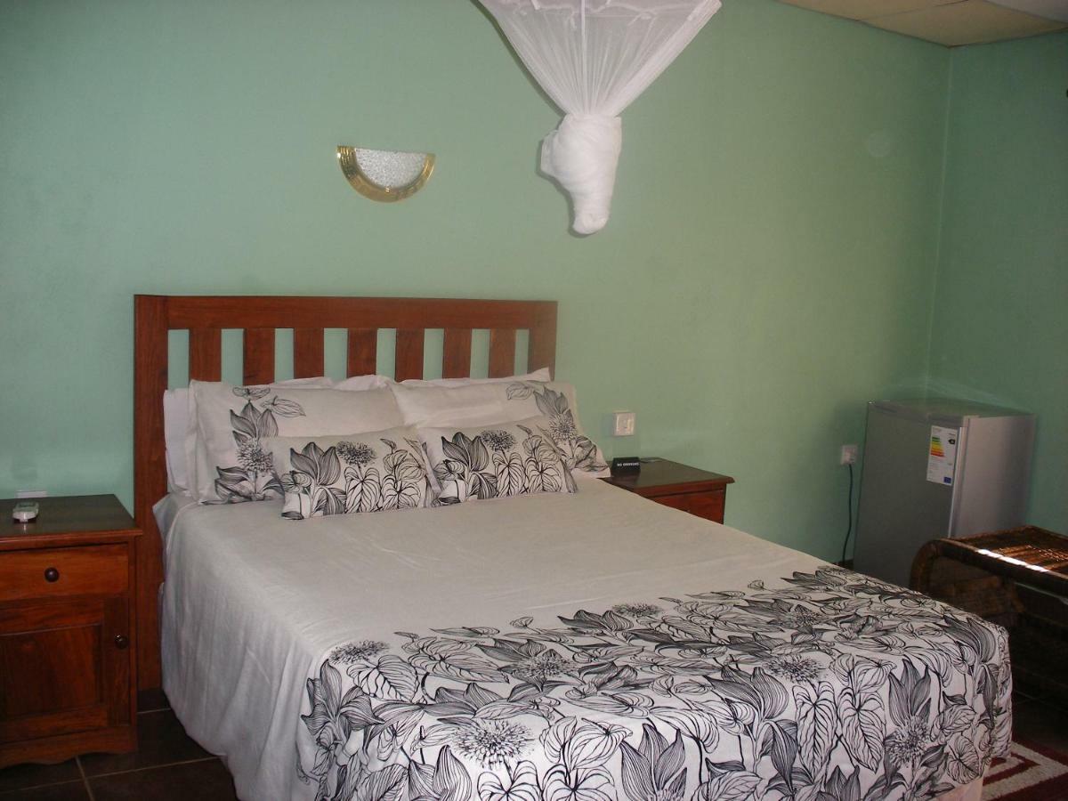 Gloria'S Bed And Breakfast Livingstone Luaran gambar