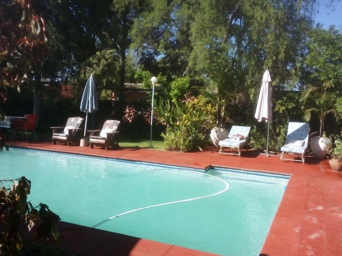 Gloria'S Bed And Breakfast Livingstone Luaran gambar